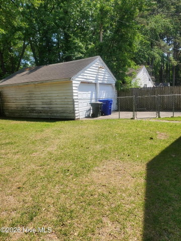 305 Glenwood Drive, Greenville, NC 27834 — photo 5