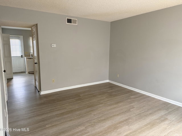 608 W Church Street, Elizabeth City, NC 27909 — photo 3