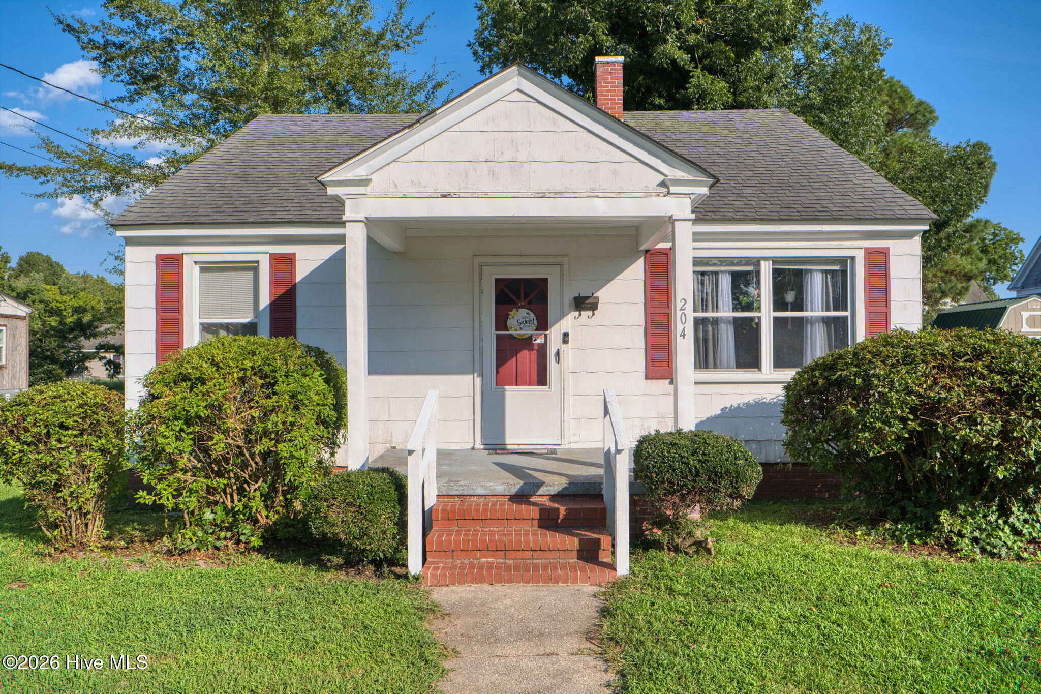 204 Saunders Street, Hertford, NC 27944 — main photo