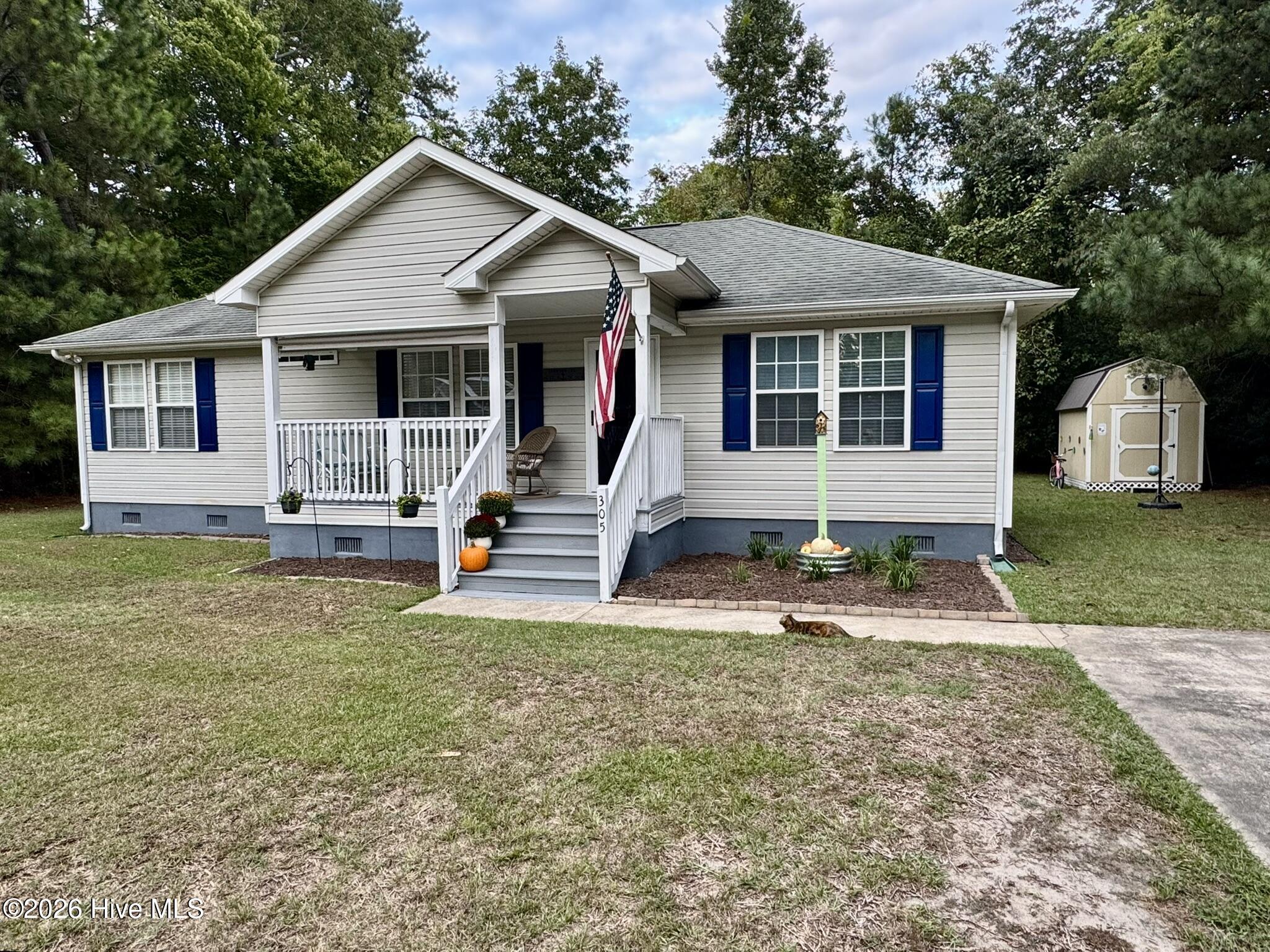305 Klamath Trail, Edenton, NC 27932 — main photo