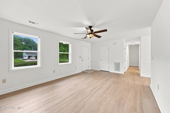 102 Troy Drive, Elizabeth City, NC 27909 — photo 6