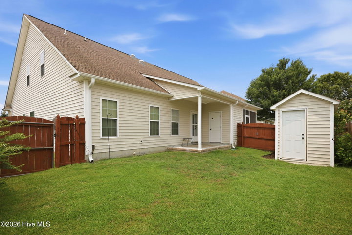 2012 Croyden Circle B, Greenville, NC 27834 — photo 11