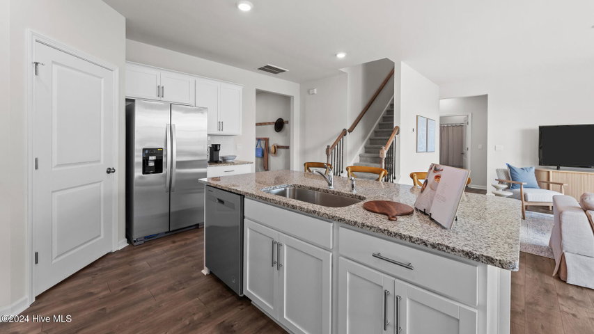 1408 Green Ridge Drive, Winterville, NC 28590 — photo 10