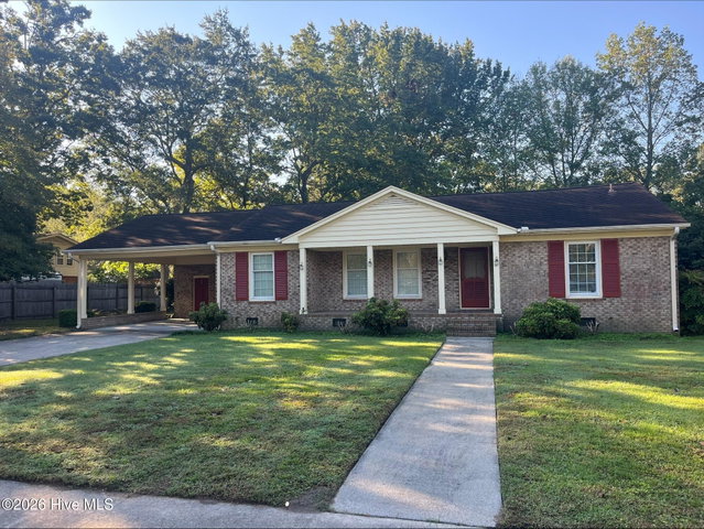 1214 S Wright Road, Greenville, NC 27858
