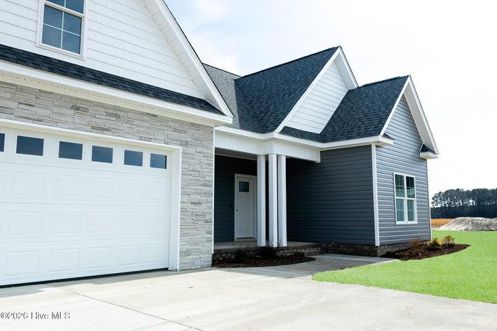 2753 Whitaker Glen Drive, Farmville, NC 27828 — photo 2