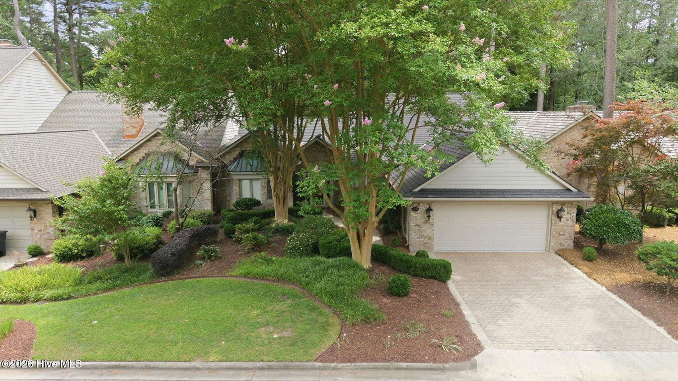 3058 Dartmouth Drive, Greenville, NC 27858