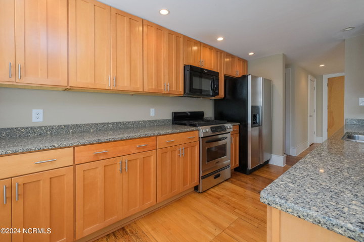 723 Mcmullan Avenue Unit 403, Edenton, NC 27932 — photo 9