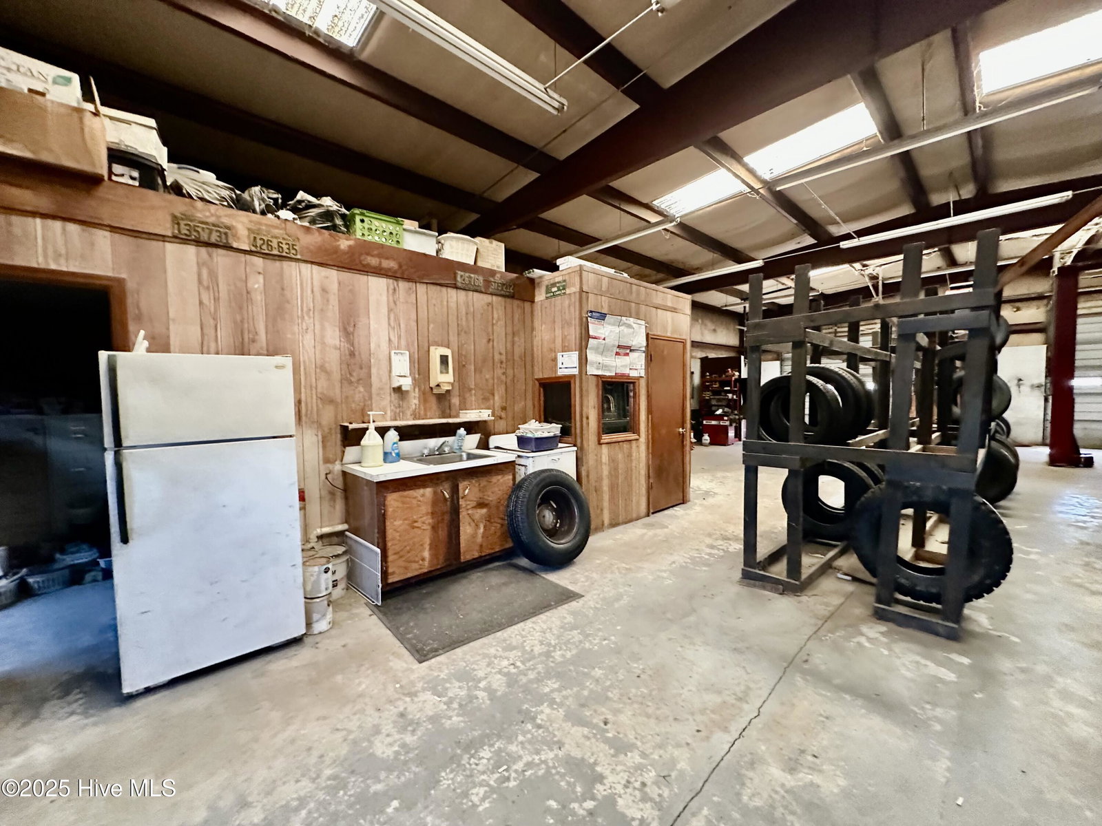 306 W Granville Street, Windsor, NC 27983 — photo 5
