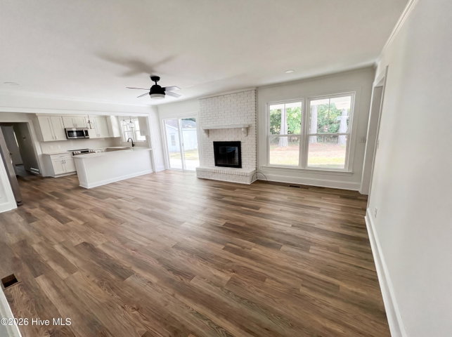 513 Greenfield Boulevard, Greenville, NC 27834 — photo 9