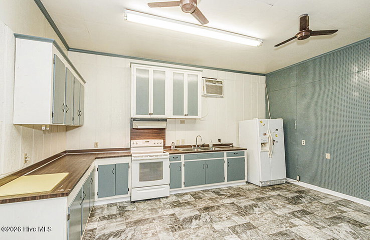 600 S Haughton Street, Williamston, NC 27892 — photo 94