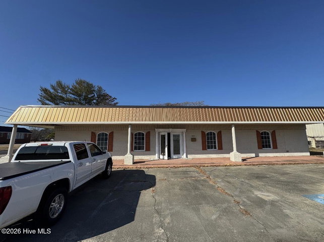 615 Washington Street, Williamston, NC 27892
