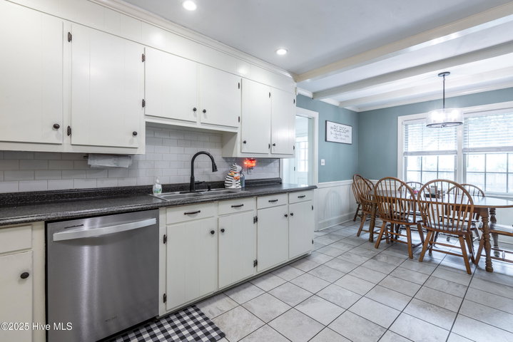 401 Martinsborough Road, Greenville, NC 27858 — photo 35