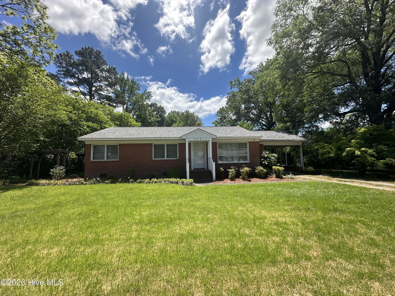 604 W Woodland Avenue, Woodland, NC 27897 — photo 2