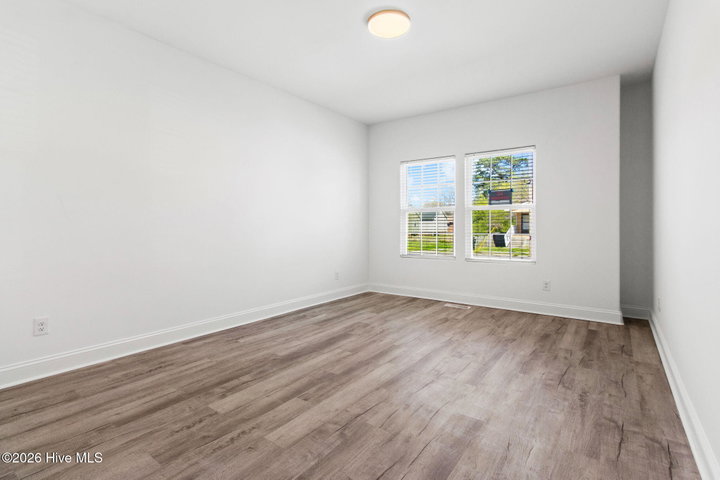 305 W Cypress Street, Elizabeth City, NC 27909 — photo 10