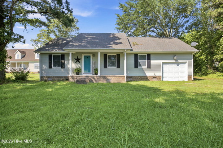 861 Tulls Creek Road, Moyock, NC 27958