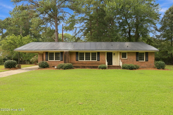 405 S Broad Street, Robersonville, NC 27871