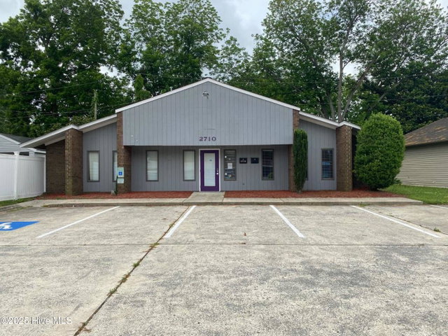 2710 E 10th Street, Greenville, NC 27858 — photo 1