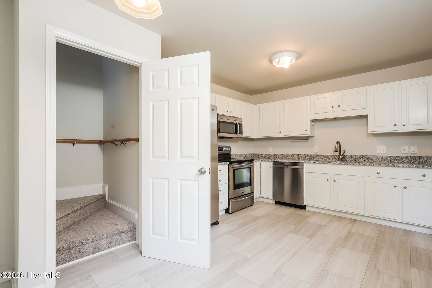 503 Plateau Drive, Greenville, NC 27858 — photo 2