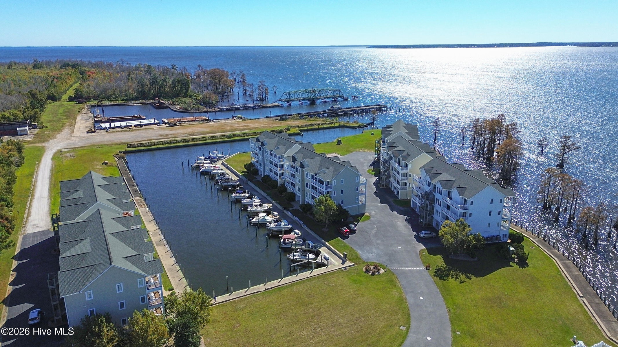 417 Captains Cove Unit D, Edenton, NC 27932 — photo 2