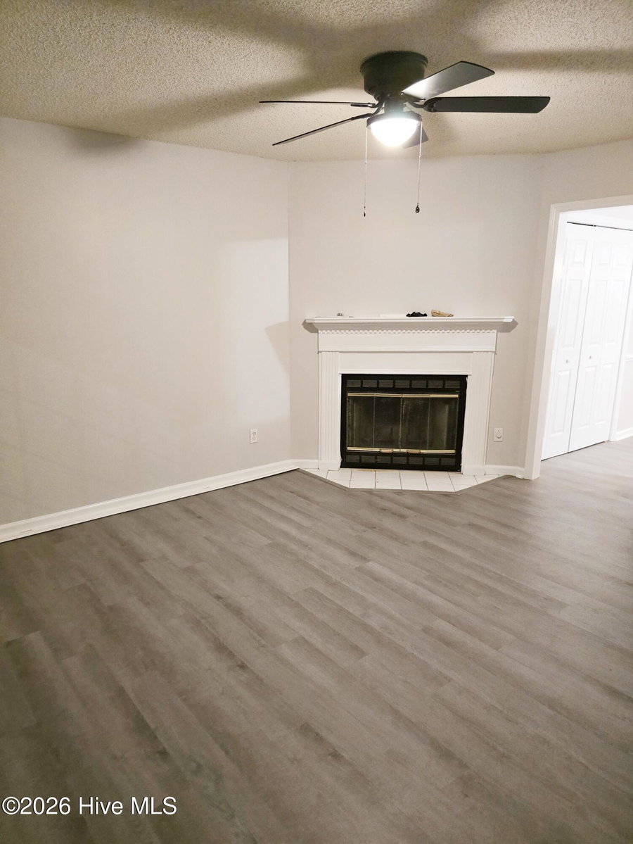 3813 Sterling Pointe Drive V9, Winterville, NC 28590 — photo 3