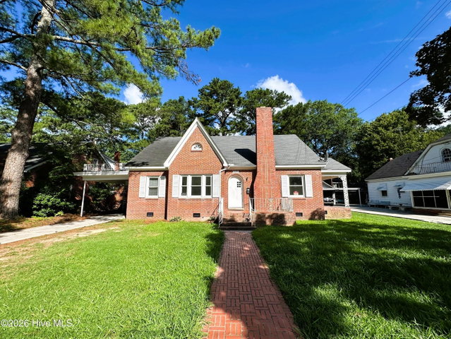 415 Academy Street N, Ahoskie, NC 27910