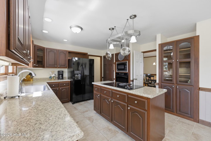215 Bayshore Drive, Elizabeth City, NC 27909 — photo 32