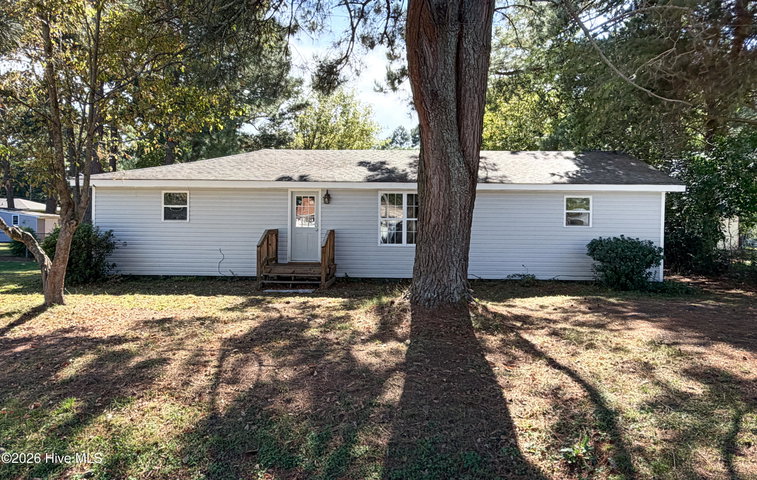 111 Coopers Lane E, Elizabeth City, NC 27909