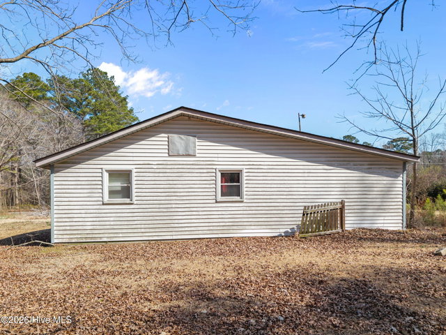 679 V A Merritt Lane, Grimesland, NC 27837 — photo 25