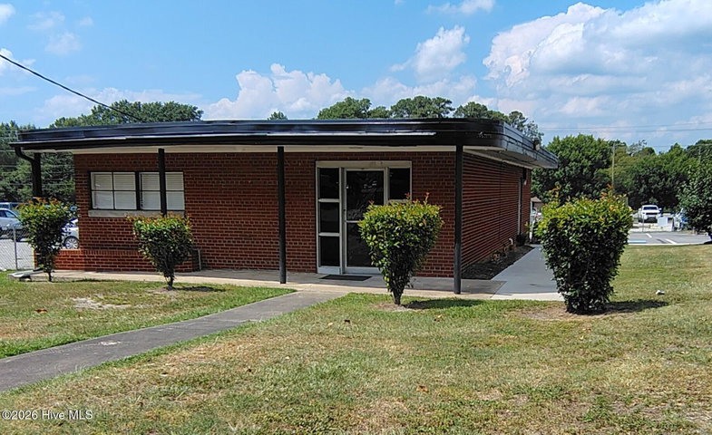 1712 W 6th Street, Greenville, NC 27834 — photo 2
