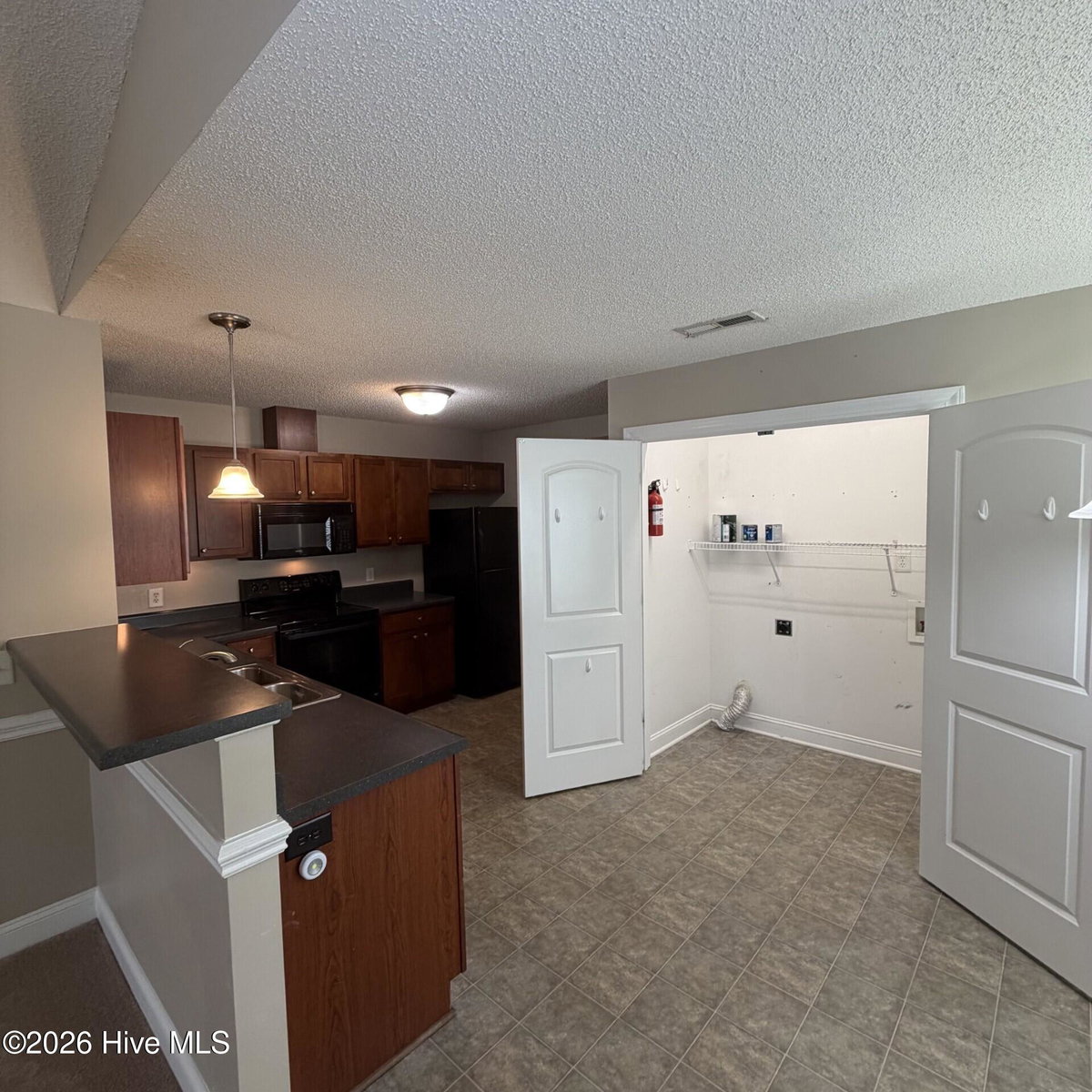 2552 Saddleback Drive B, Winterville, NC 28590 — photo 5