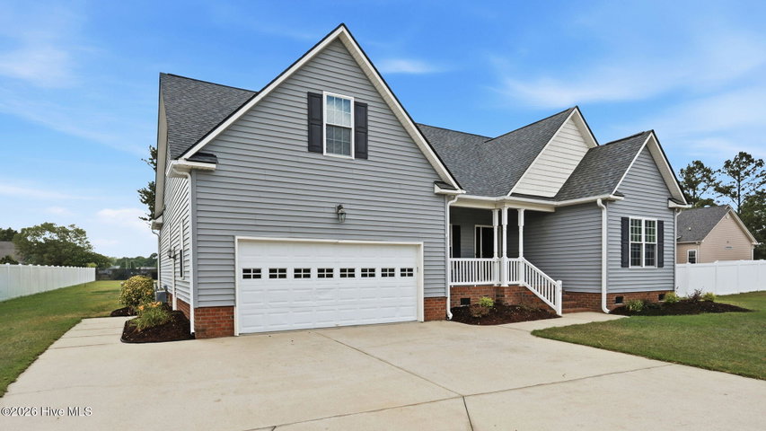 618 Broadmoor Court, Grimesland, NC 27837 — photo 4