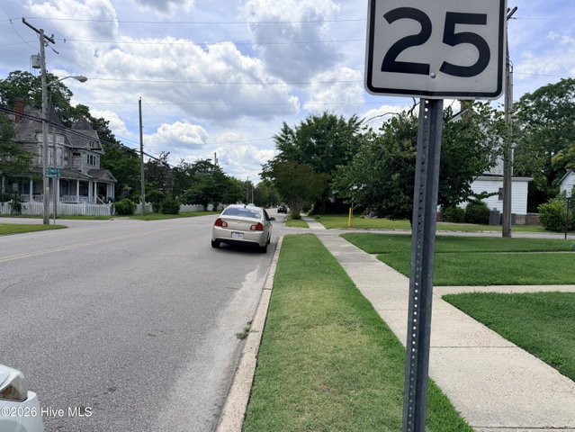 608 W Church Street, Elizabeth City, NC 27909 — photo 19