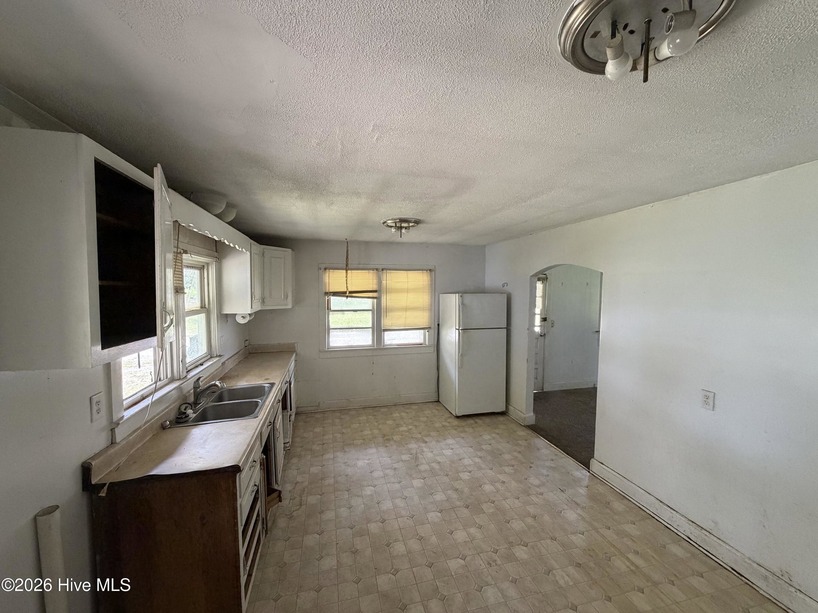 207 S Plume Street, Roper, NC 27970 — photo 3