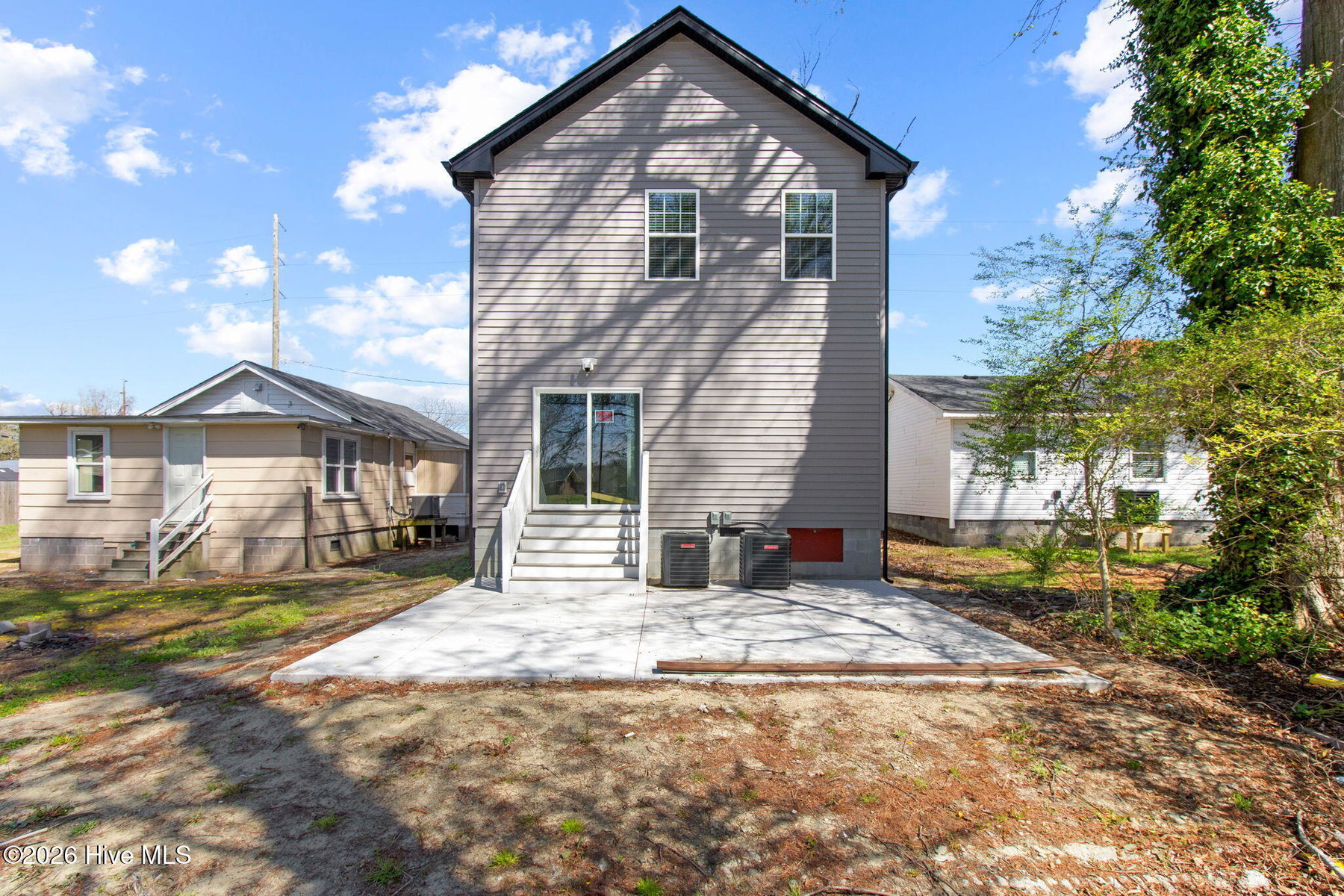 305 W Cypress Street, Elizabeth City, NC 27909 — photo 5