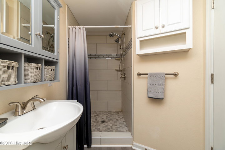 803 Maple Street, Elizabeth City, NC 27909 — photo 33