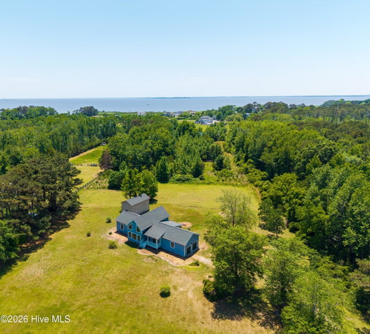 178 Whites Neck Lane, Knotts Island, NC 27950