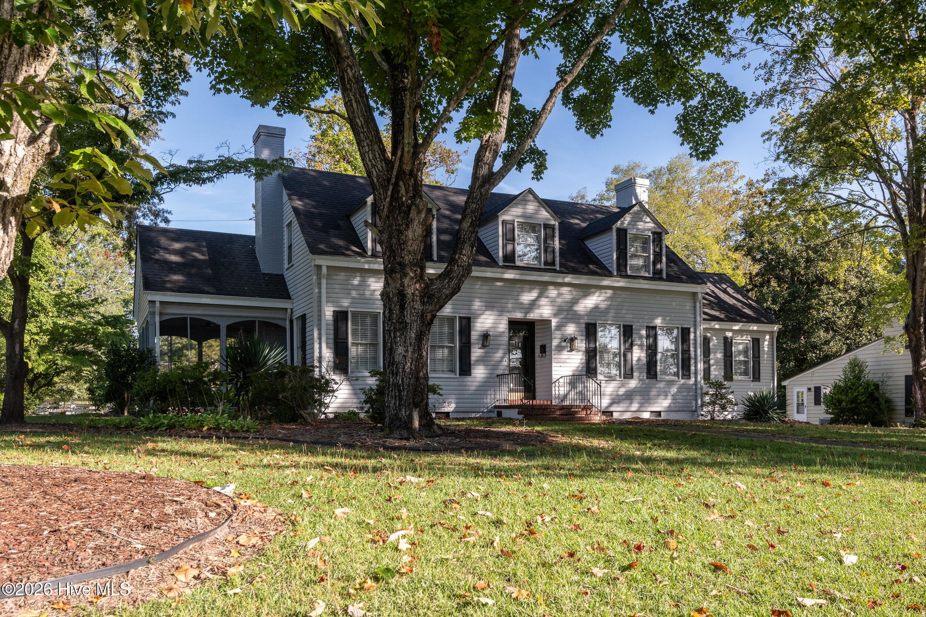 105 W Camden Street, Windsor, NC 27983 — photo 2