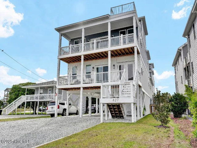 822 S Topsail Drive A image