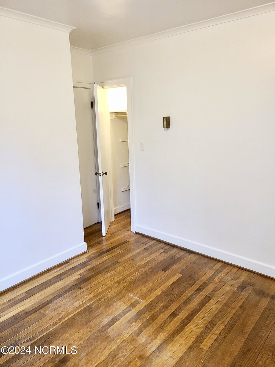1202 Carolina Avenue 1, Elizabeth City, NC 27909 — photo 2