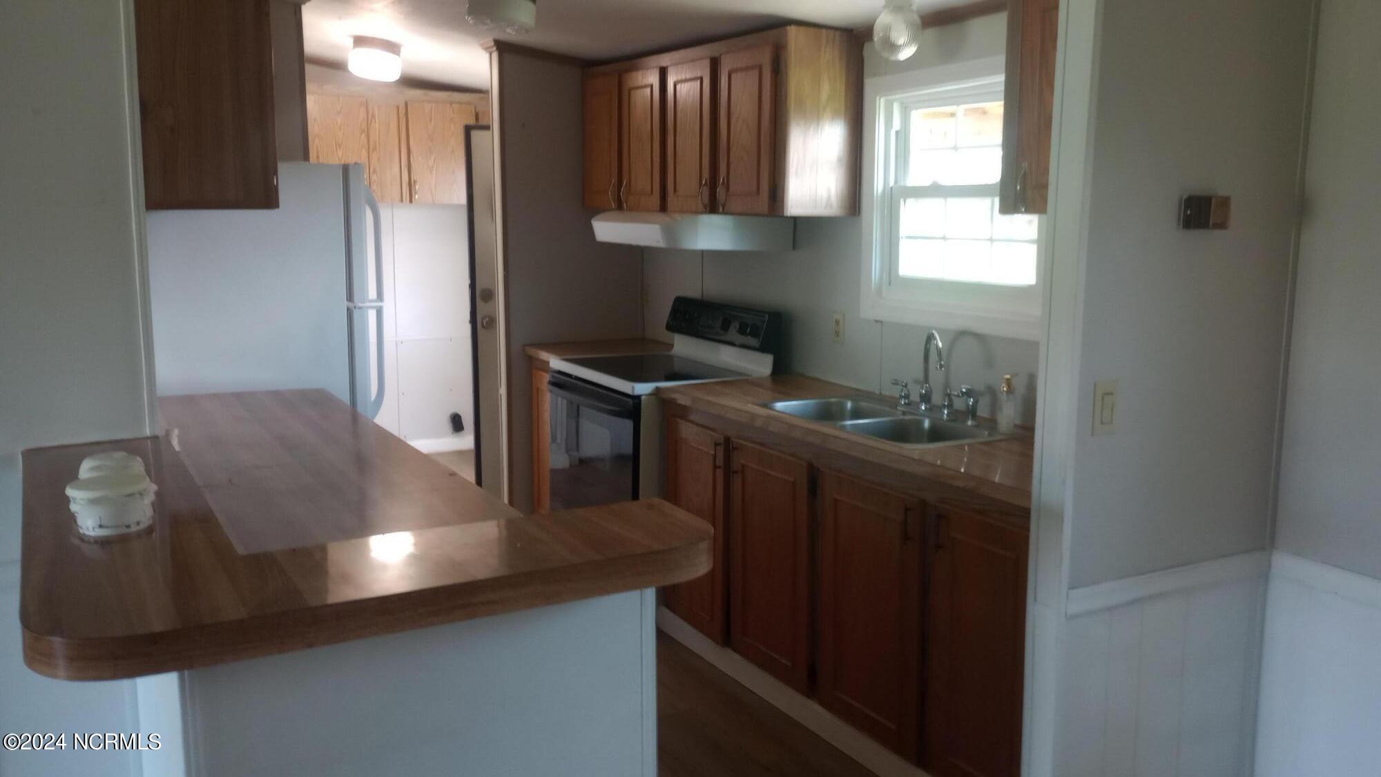 302 Laurie Ellis Road, Winterville, NC 28590 — photo 3