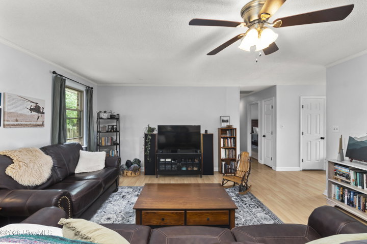 606 Forest Hill Circle, Elizabeth City, NC 27909 — photo 2