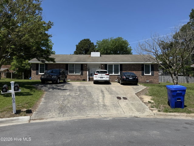 105 Mosby Circle A&B, Greenville, NC 27834