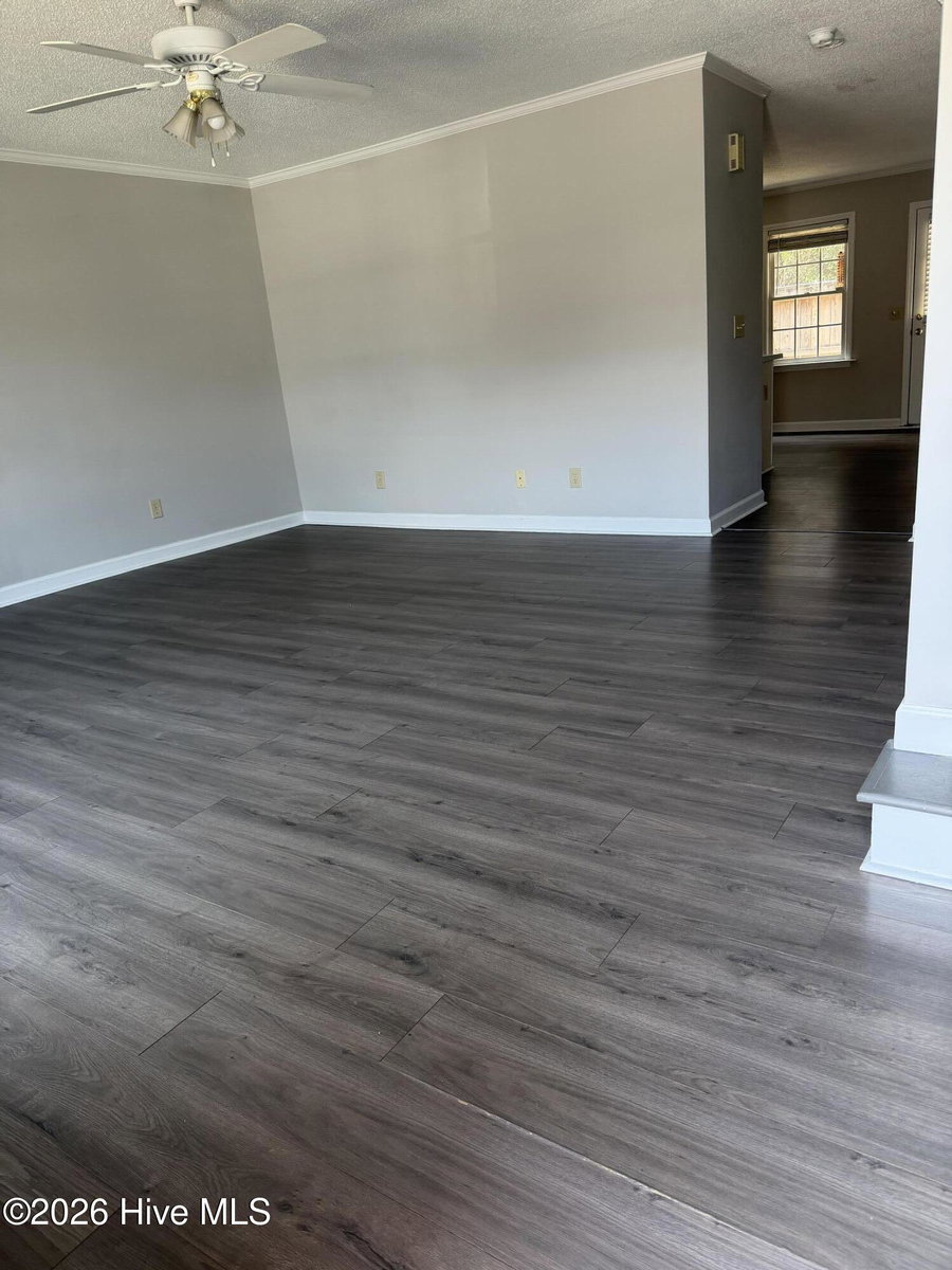 2700 Thackery Road 33, Greenville, NC 27858 — photo 2