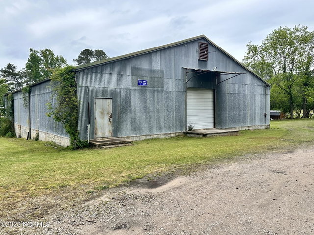 818 W Main Street, Williamston, NC 27892 — photo 9