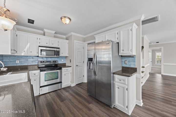 1013 Bristolmoor Drive, Winterville, NC 28590 — photo 7