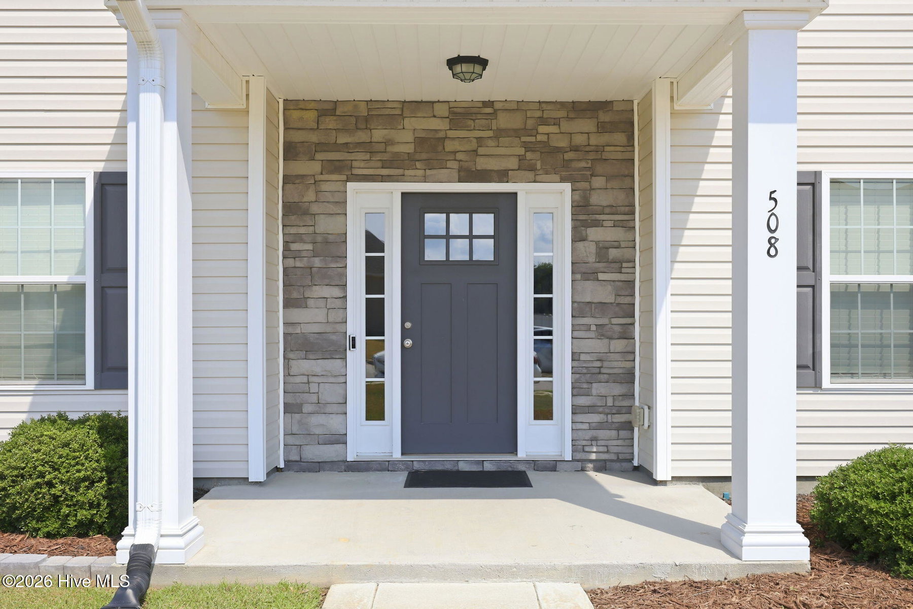 508 Seashore Street, Grimesland, NC 27837 — photo 2