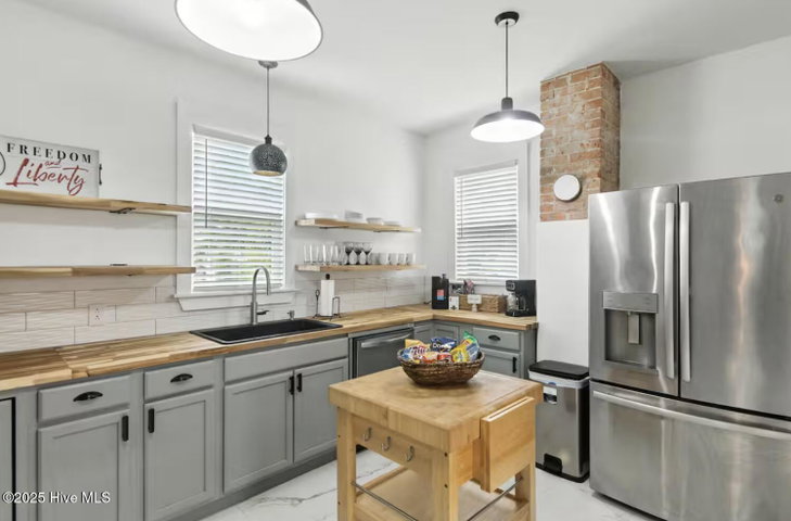 906 N Road Street, Elizabeth City, NC 27909 — photo 10