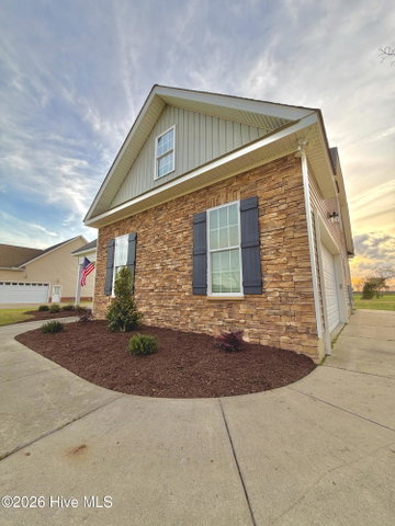 3047 Poplar Grove Drive, Greenville, NC 27858 — photo 9