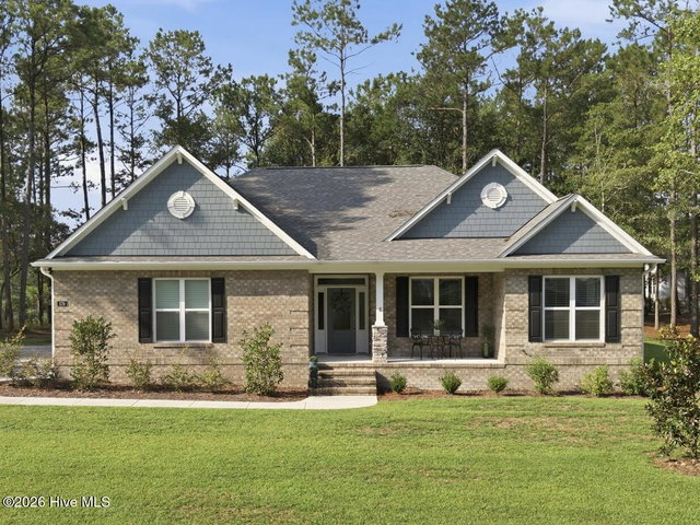 579 Hearthside Drive SE image