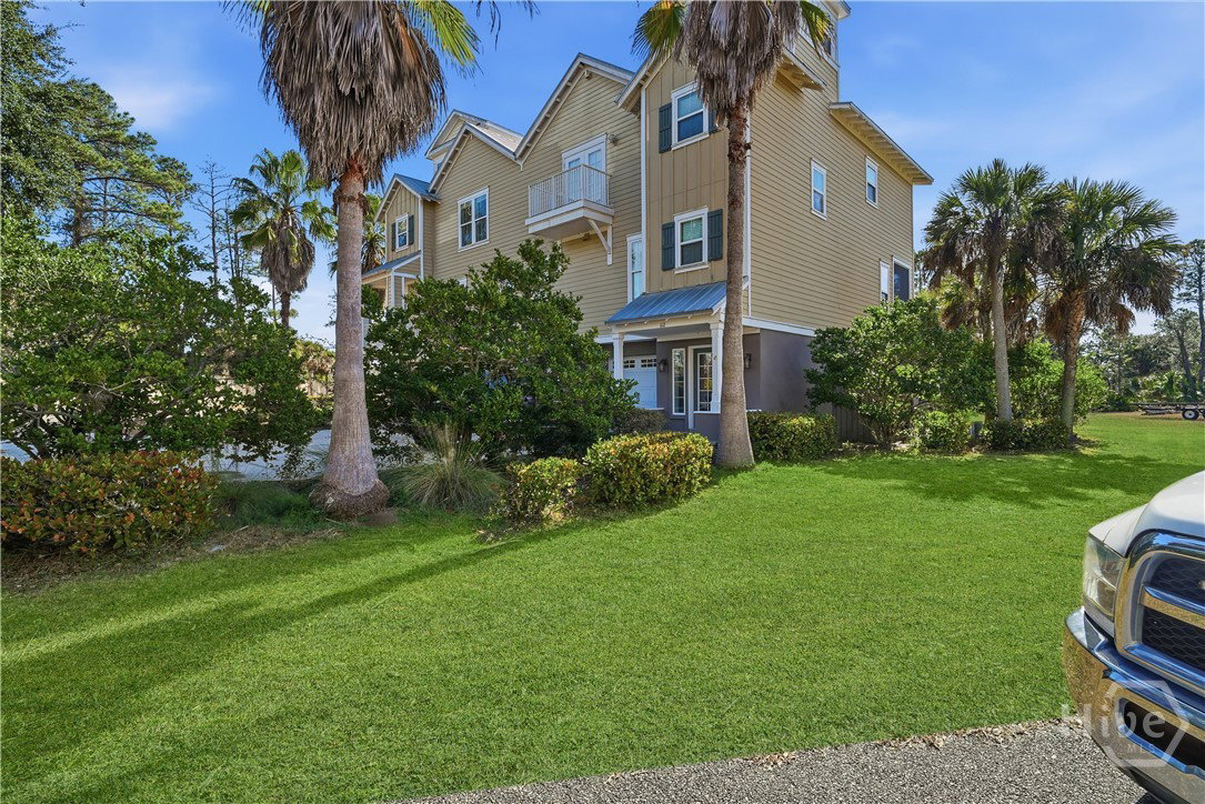114 Riverfront Circle — photo 2